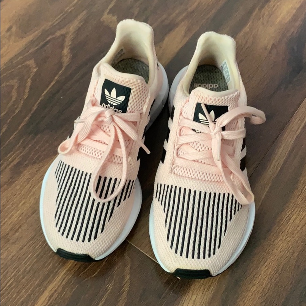 ADIDAS BIGKID 5/ WM 6,5/7 235mm